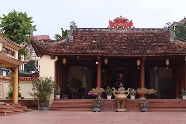Đông Sàng được biết đến là vùng đất hiếu học, có nhiều người ghi danh bảng vàng.