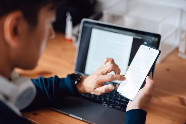 AI giúp sinh viên Anh làm giả giấy khám bệnh.