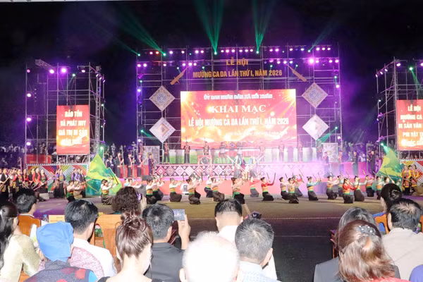 Khai mạc Lễ hội Mường Ca Da năm 2026 tại xã Hồi Xuân. Ảnh: Thạch Linh.