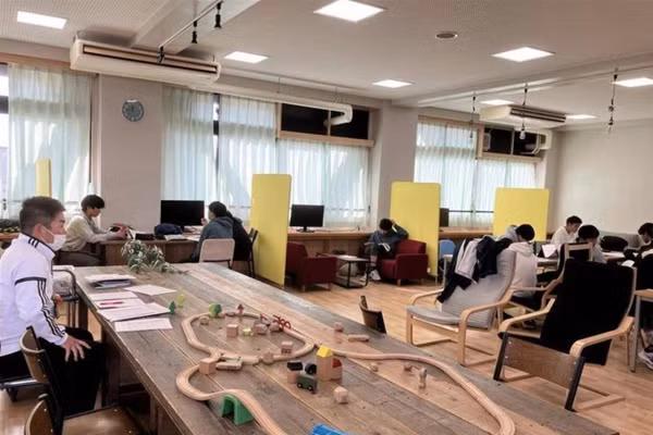 Lớp học được thiết kế nhằm tăng tính chủ động cho học sinh.