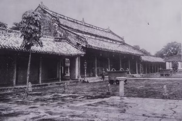 Toàn cảnh Đại Cung Môn lúc xưa. Ảnh tư liệu: TTBTDTCĐH.