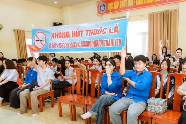 Công tác tuyên truyền đã được Trung tâm Giáo dục thường xuyên Thái Nguyên đổi mới theo hướng gần gũi, trực quan và phù hợp.