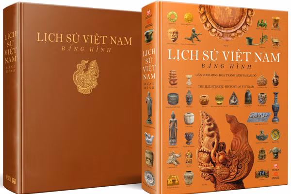 Cuốn sách 'Lịch sử Việt Nam bằng hình' được xây dựng trong 17 năm.