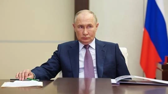 Tổng thống Nga Putin không bị mắc bẫy khu vực Kursk mà ông Volodymir Zelensky đã giăng ra.