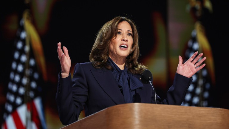 Bà Kamala Harris đang được dự đoán sẽ chiến thắng ông Donald Trump.