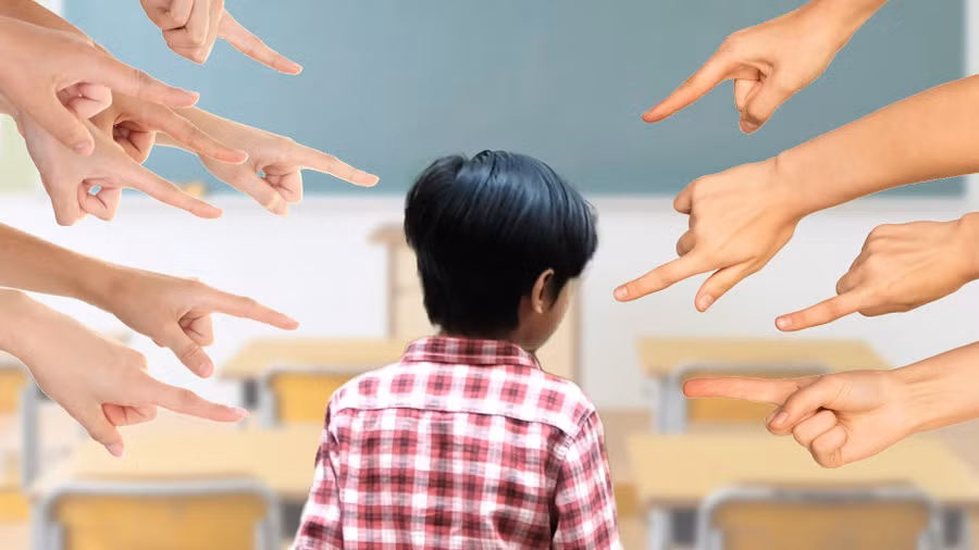 Những đứa trẻ tìm kiếm sự chú ý trên Internet.