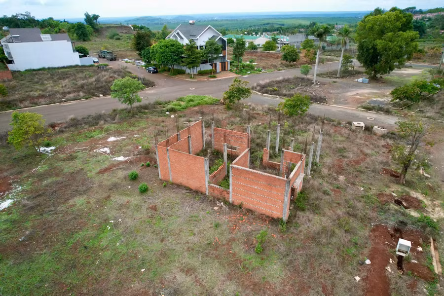 Toàn cảnh dự án nhà ở thương mại của Công ty Nam Sơn tại phường Tân Lợi, TP Buôn Ma Thuột. Ảnh: TT