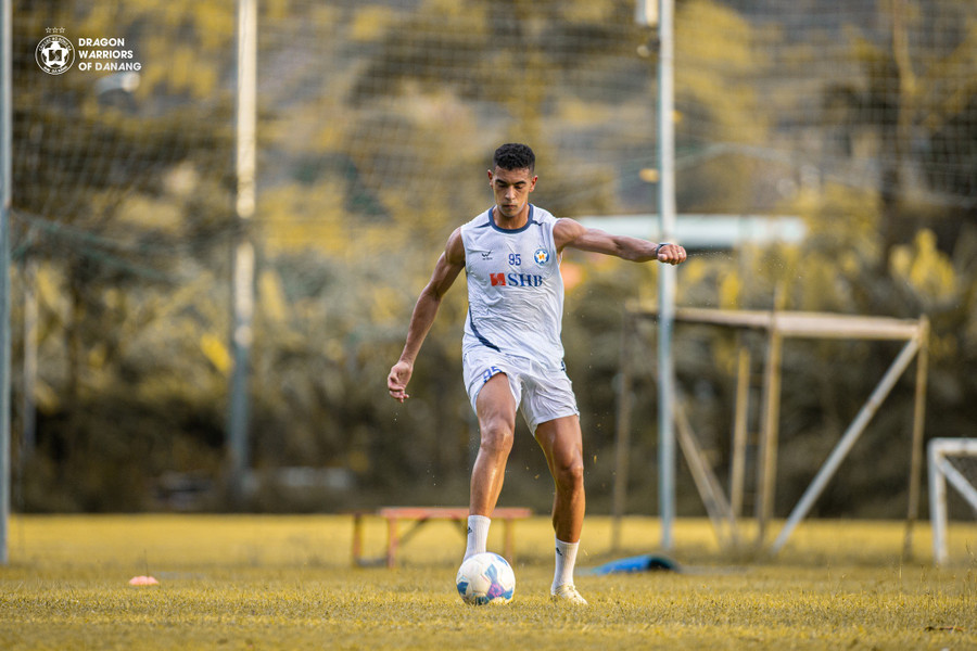 Gustavo đứng trước cơ hội khoác áo đội tuyển Việt Nam tại vòng loại ASIAN Cup 2027. Ảnh: INT doi-tuyen-viet-nam-thua-11-ban-sau-3-tran-bao-dong-do-hang-thu-2.jpg