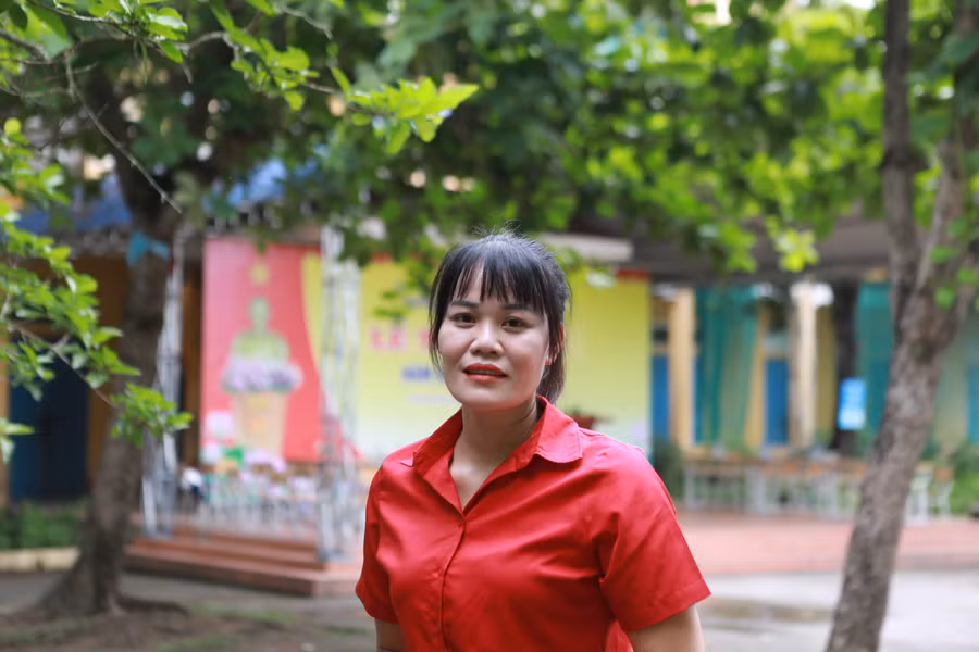 Cô Nguyễn Thị Mai đã dũng cảm cứu người được cộng đồng tôn vinh. Ảnh: Đình Tuệ