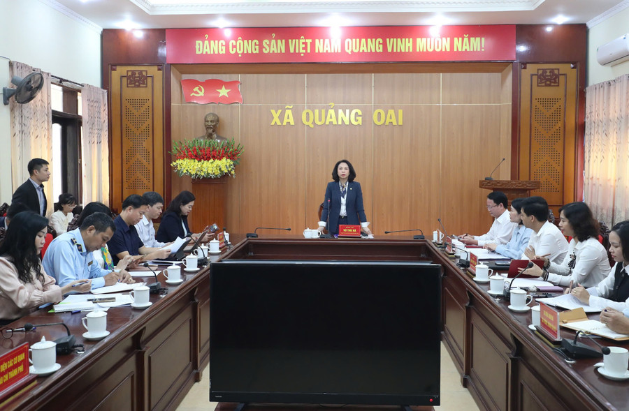 Lãnh đạo TP Hà Nội làm việc với xã Quảng Oai về công tác tổ chức bữa ăn bán trú cho học sinh tại các trường học. kiem-tra-lam-ro-trach-nhiem-vi-pham-4.jpg