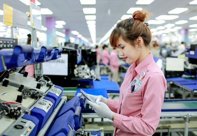 Lao động giá rẻ không còn được xem là động lực tăng trưởng của Việt Nam.