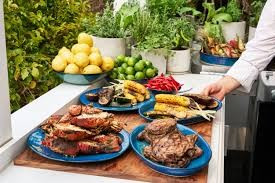 Braai hấp dẫn bởi hương vị thơm ngon khó cưỡng. mon-nuong-ngoai-nhap-ket-noi-nguoi-nam-phi-1.jpg