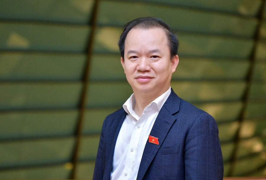 Đại biểu Quốc hội, PGS.TS Bùi Hoài Sơn. Ảnh: NVCC con-loc-deepfake-su-that-bi-thao-tung-1-5287.jpg