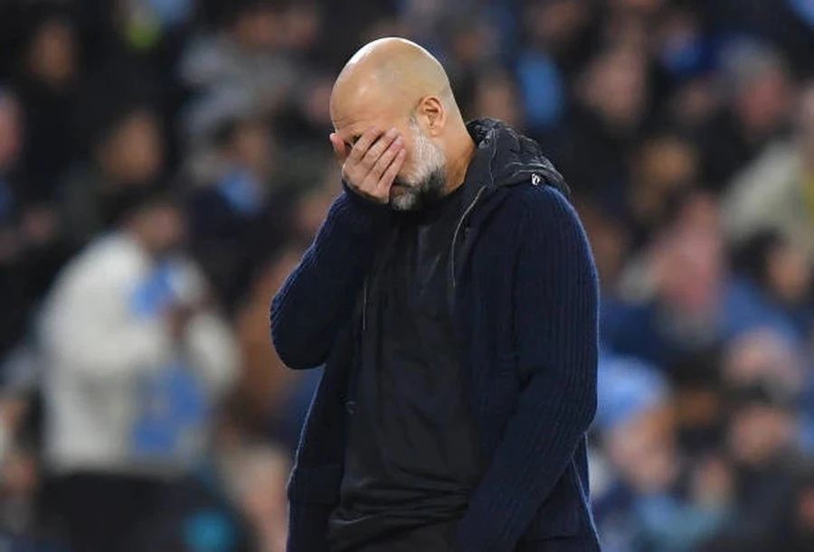 Pep Guardiola đang cùng Man City sa sút không phanh. Ảnh: ITN.