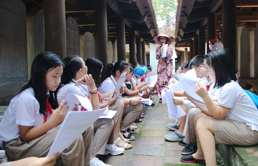 Đưa giáo dục nghệ thuật và di sản vào trường học sẽ hình thành nền tảng thẩm mỹ và ý thức văn hóa cho thế hệ trẻ. nen-mong-suc-manh-mem-trong-ky-nguyen-moi-3.jpg