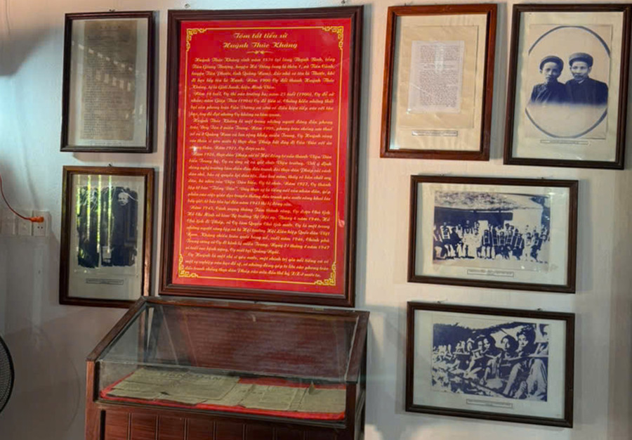 Những hình ảnh và kỷ vật tại nhà lưu niệm. ngoi-nha-luu-niem-cu-huynh-thuc-khang-9.jpg