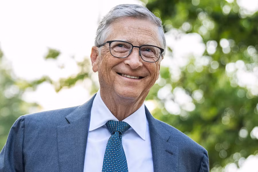 Tỷ phú Bill Gates cam đoan hỗ trợ y tế và giáo dục Châu Phi.