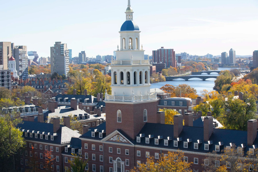 Đại học Harvard là một trong những trường danh giá hàng đầu nước Mỹ.