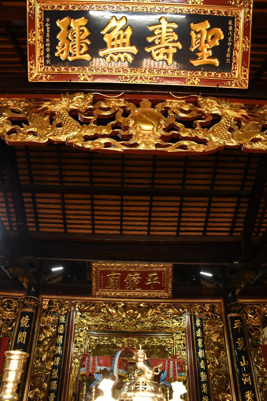 Bên trong khu tưởng niệm Nguyễn Hữu Cảnh. noi-luu-dau-danh-tuong-mo-coi-phuong-nam-5.jpg