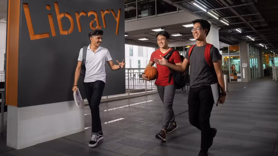 Sinh viên quốc tế học tập tại Malaysia.