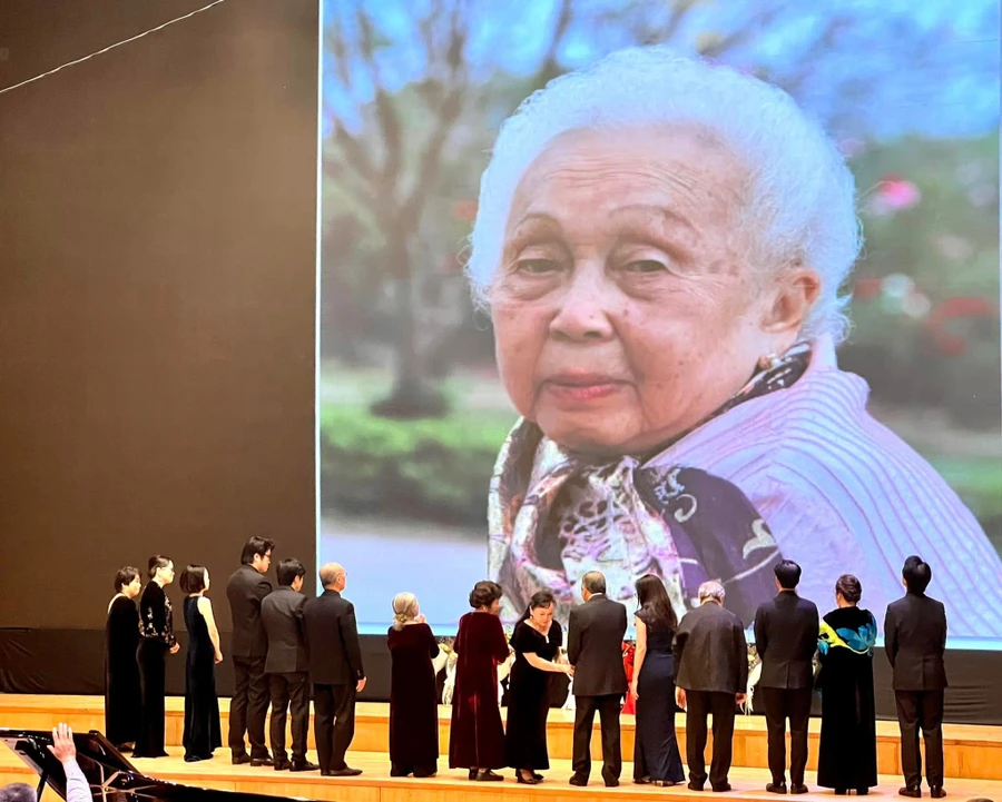 Chân dung nhà giáo, NSND Thái Thị Liên.