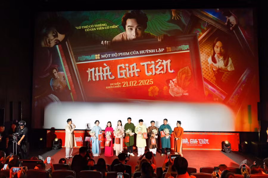 Phim điện ảnh 'Nhà gia tiên' dự kiến khởi chiếu vào ngày 21/2 tại các cụm rạp trên toàn quốc.