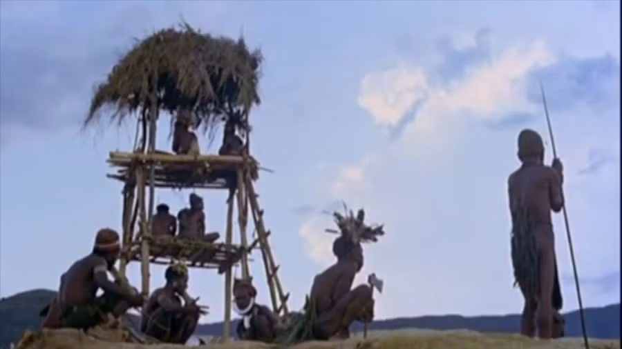 Tín đồ giáo phái hàng hóa luôn mong ngóng 'các vị thần từ trên trời' trở lại. 