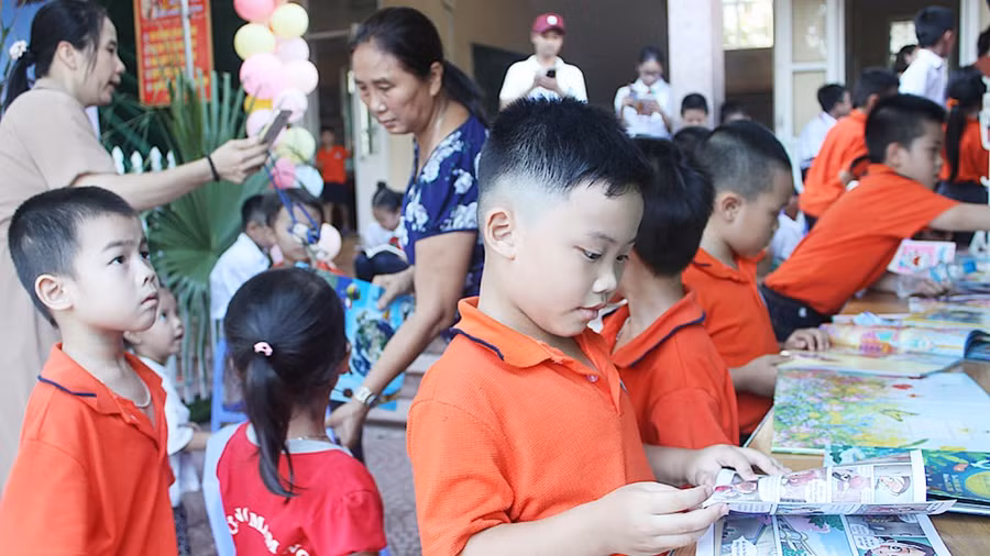 Ngày hội đọc sách - nơi các em nhỏ tìm thấy niềm vui và tình yêu với từng trang sách.