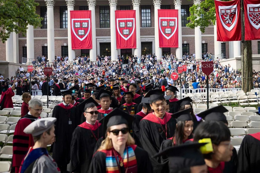 Đại học Harvard sẽ được khôi phục 2,2 tỷ USD tiền tài trợ nghiên cứu.