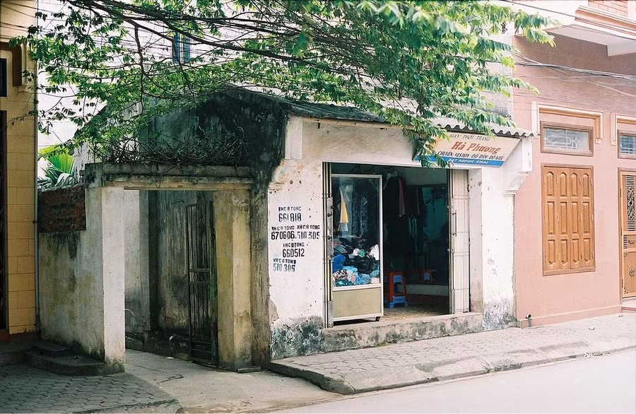 Nhà số 247 phố Hàng Nâu trước đây (Nam Định, Ninh Bình), nơi gắn bó với Tú Xương.