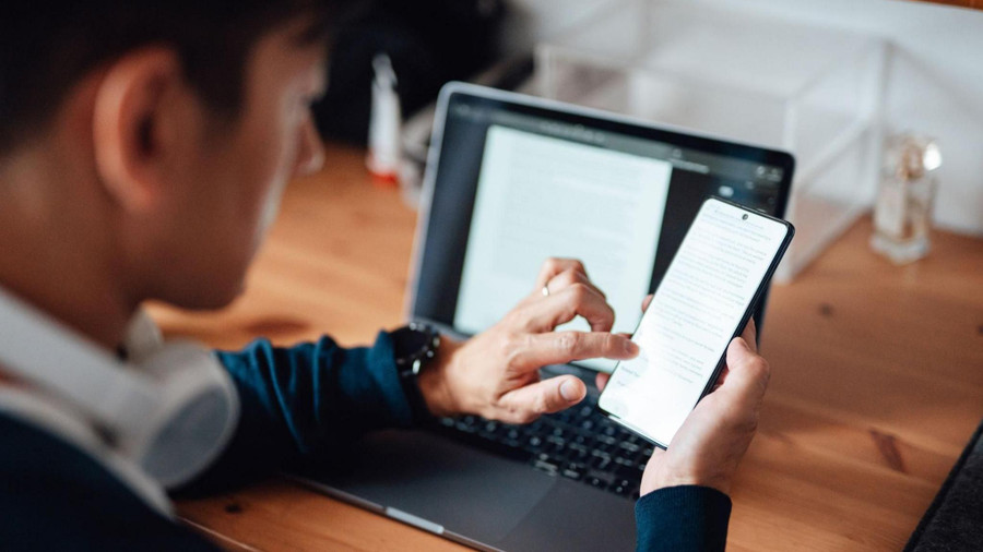 AI giúp sinh viên Anh làm giả giấy khám bệnh.