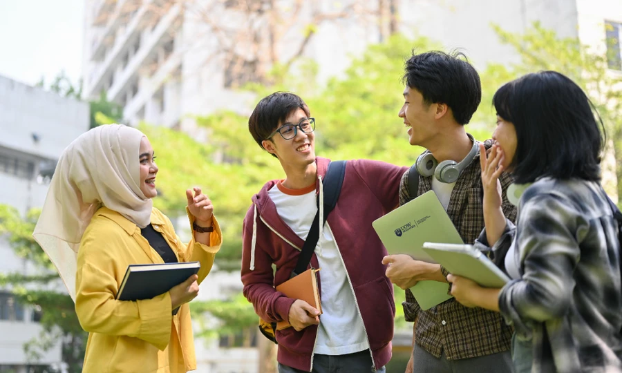 Cử nhân Malaysia nhận mức lương thấp
