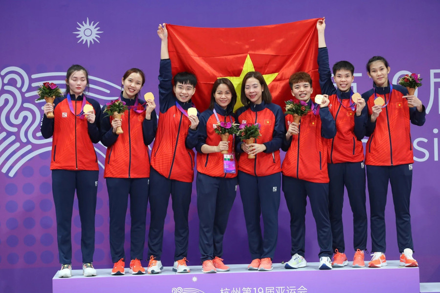 Đội cầu mây nữ 4 người giành Huy chương Vàng ASIAD 19 năm 2023 tại Trung Quốc. Ảnh: INT