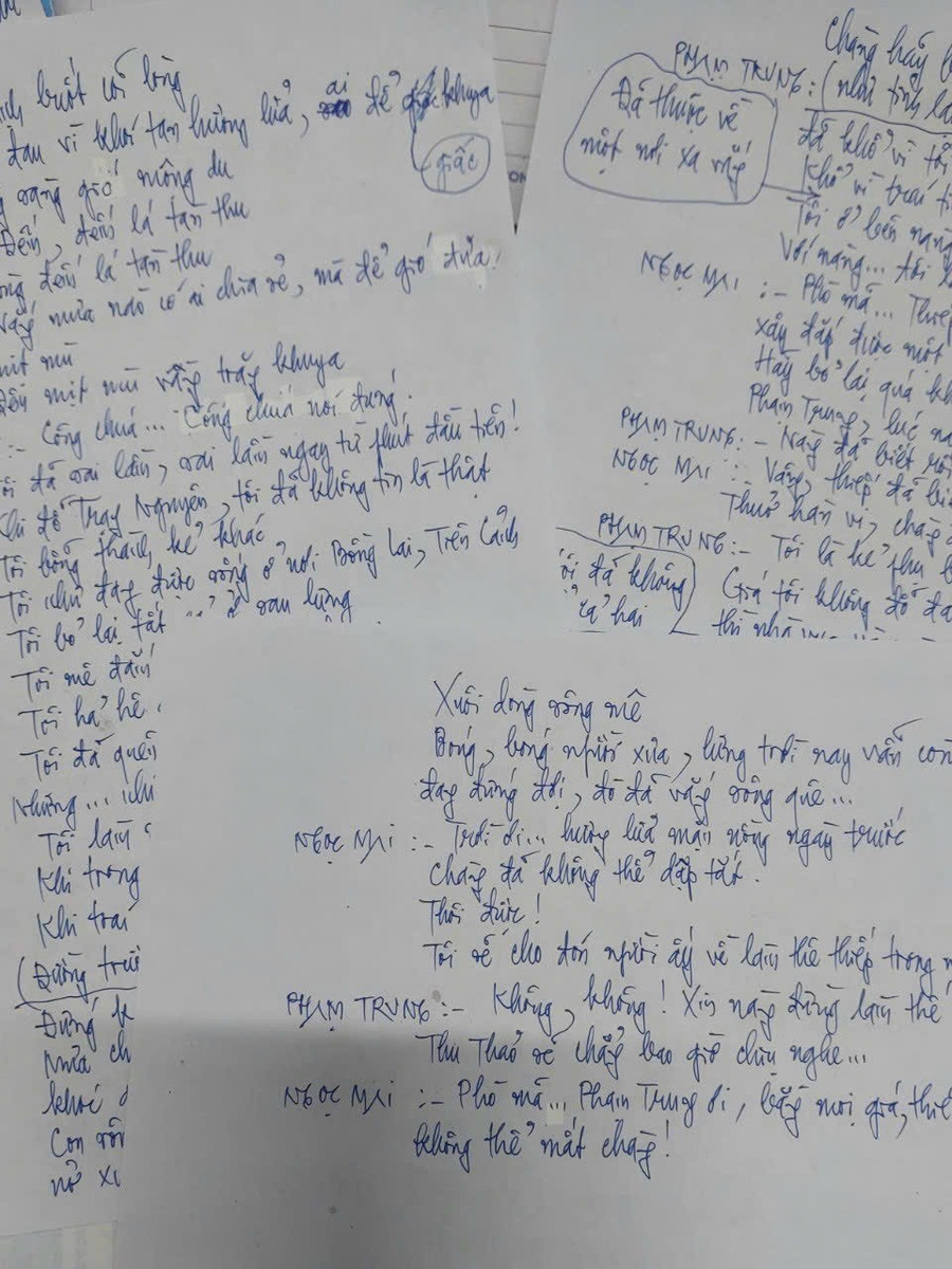 Một trang bản thảo kịch bản của nhà viết kịch Bùi Vũ Minh. Ảnh: Anh Thư bui-vu-minh-4.jpg