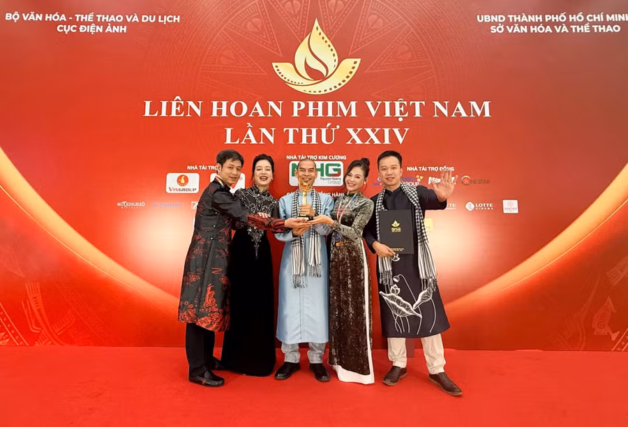 Phim 'Trạng Quỳnh nhí: Truyền thuyết Kim Ngưu' vừa được trao giải Bông Sen Vàng tại Liên hoan Phim Việt Nam lần thứ 24.