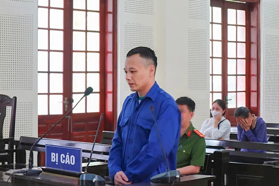 Bị cáo Nguyễn Kỳ Linh tại phiên tòa sơ thẩm.