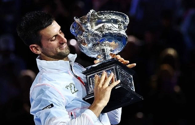 Nole - Huyền thoại sống tại Australian Open. Ảnh: ITN.