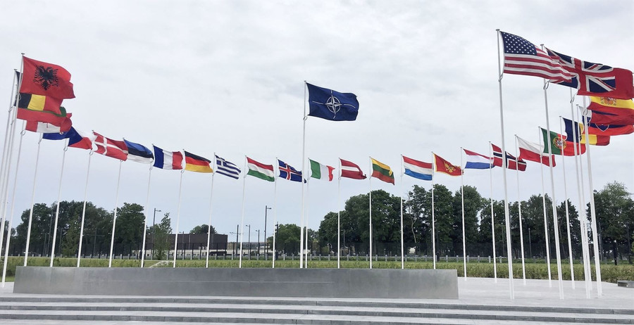 Thời buồn của NATO