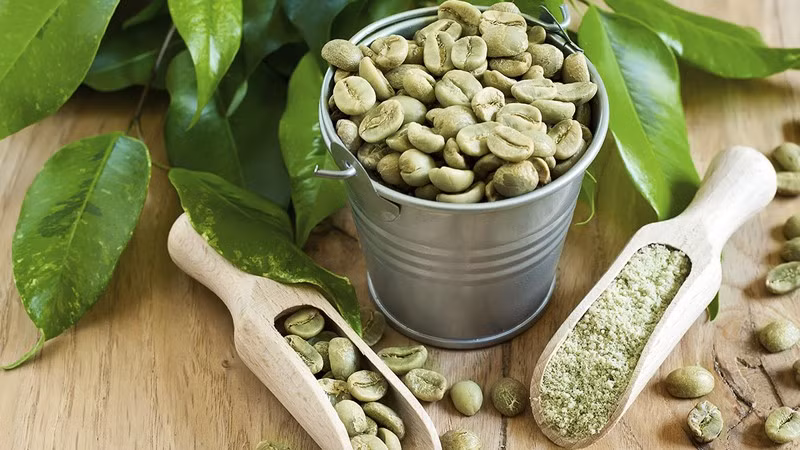 Hoạt chất trong hạt cà phê xanh có tác dụng giảm cân hiệu quả.