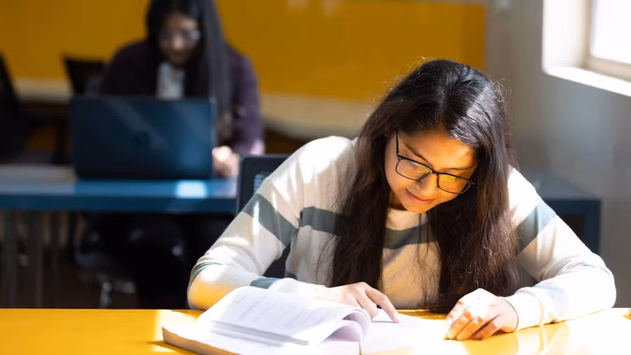 Học sinh cần được trang bị thêm kiến thức cho cuộc sống sau trường học.