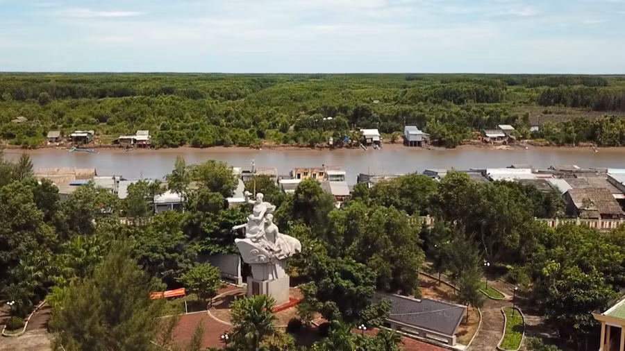 Di tích lịch sử Bến Vàm Lũng nhìn từ trên cao. Ảnh: Quách Mến - CTV.