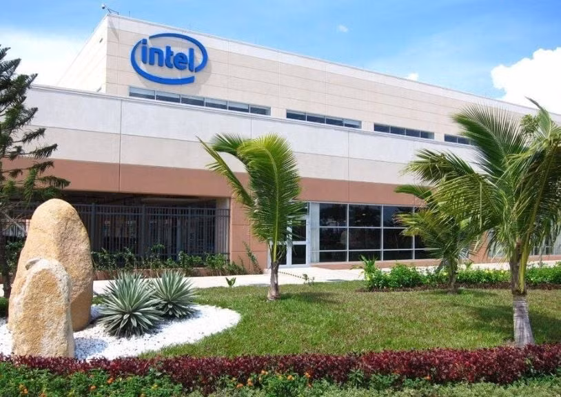 Nhà máy Intel tại Khu công nghệ cao TPHCM. Ảnh: Intel Products Việt Nam