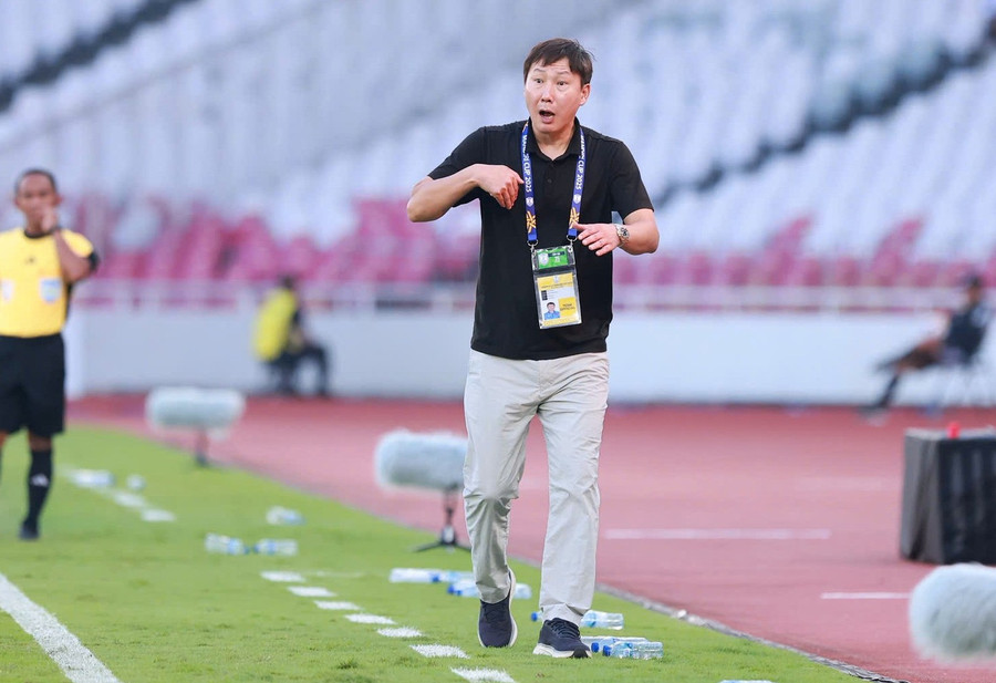 Huấn luyện viên Kim Sang Sik ưu tiên thử nghiệm ở giải U23 Đông Nam Á 2025. Ảnh: INT. u23-viet-nam-lo-trinh-san-vang-sea-games-1-586.jpg