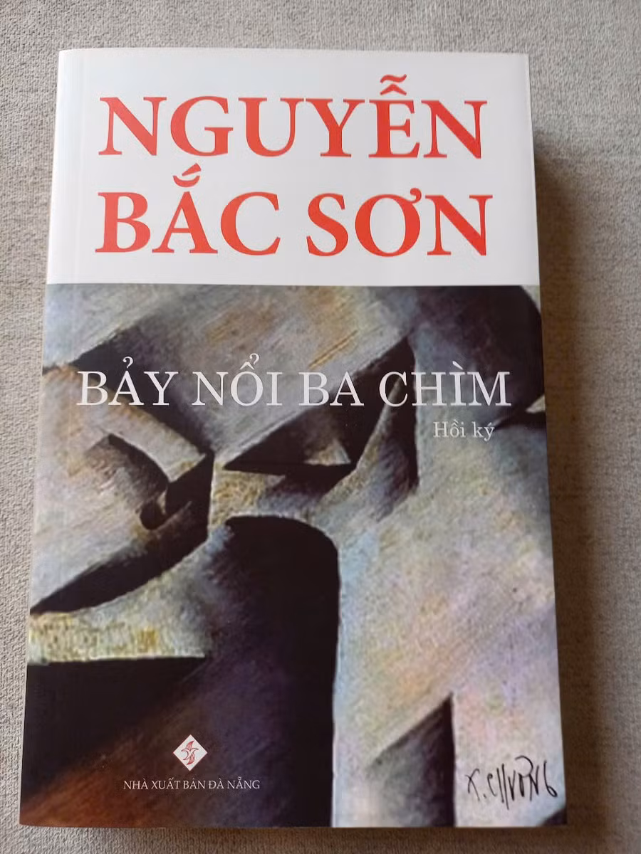 nha-van-nguyen-bac-son-cham-cham-toi-minh-3.jpg