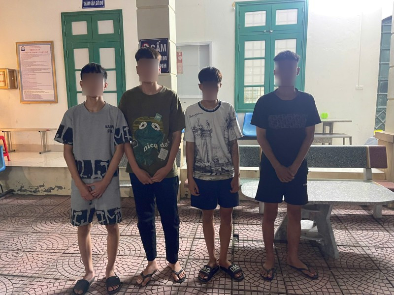 Nhóm 4 người bị Công an tỉnh Bắc Ninh tạm giữ. Ảnh minh họa. hoc-sinh-gay-roi-trat-tu-cong-cong-nguy-hiem-cao-hau-qua-lon-1.png