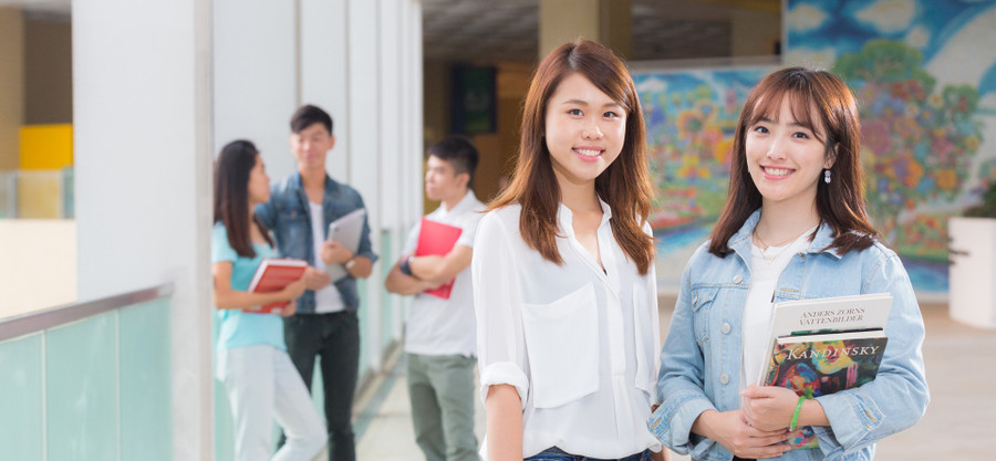 Du học sinh tới Hồng Kông góp phần nâng cao chất lượng giáo dục.
