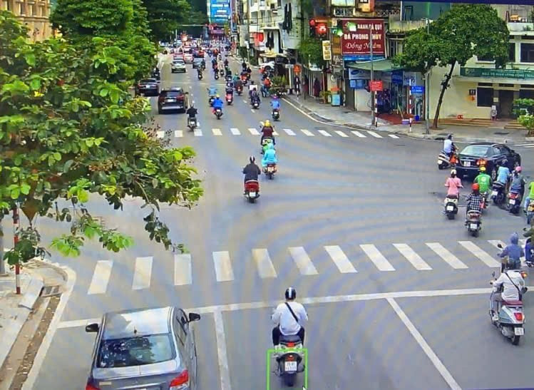 Hệ thống camera giám sát, ghi lại hình ảnh lái xe vi phạm.