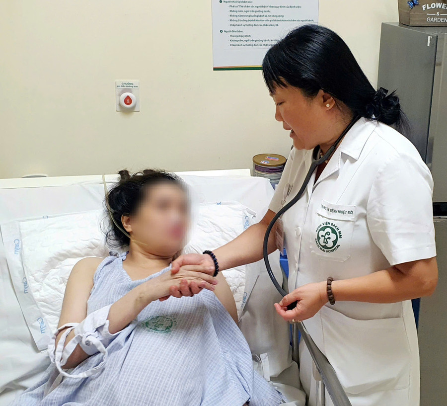 Hiện, sức khỏe chị H và em bé đều ổn định. Ảnh: BVCC.