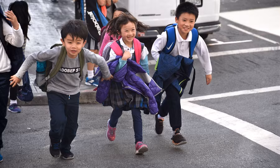 Giảm giờ học giúp trẻ em Trung Quốc có thời gian nghỉ ngơi.