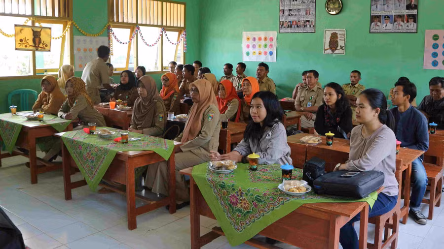 Indonesia ưu tiên cải tạo trường học và hỗ trợ giáo viên.